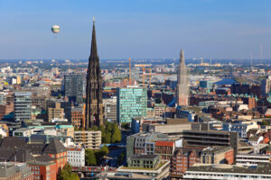 Blick auf den Michel in Hamburg